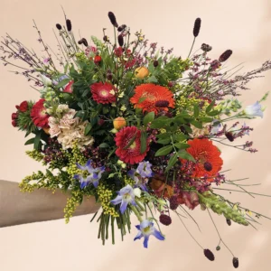 Veldboeket met kleurrijke tinten