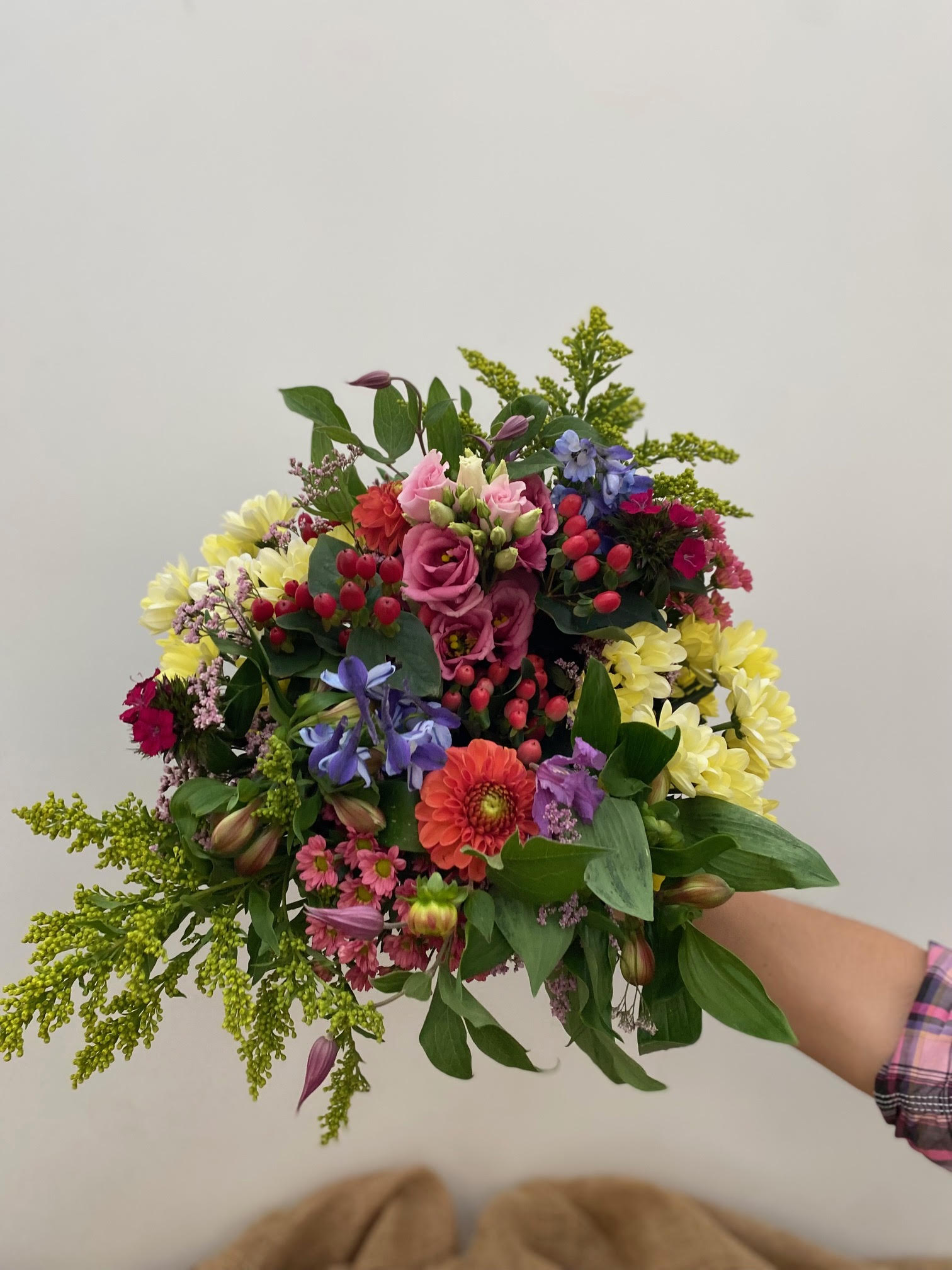 Veldboeket met nazomerse kleuren