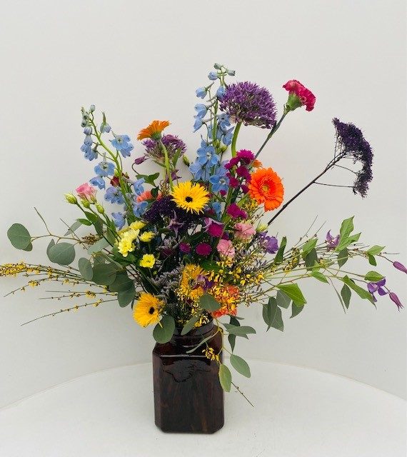 Kleurig wildboeket in vaas - Afbeelding 4
